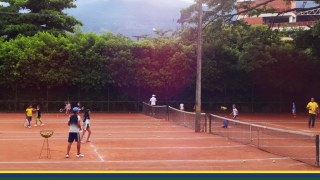 clases tenis ninos cali Club Winner Tenis