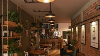 cafe pubs cali Tierradentro Café & Co