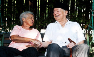 cuidado mayores domicilio cali Abuelitos Con calor de hogar y algo mas...